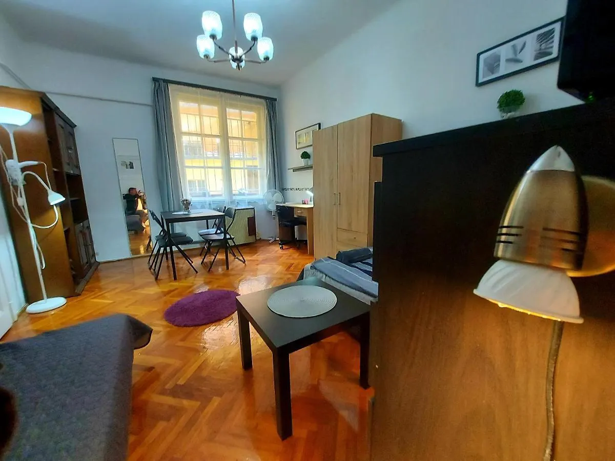 Gecko Centrum Studio Apartman Budapest